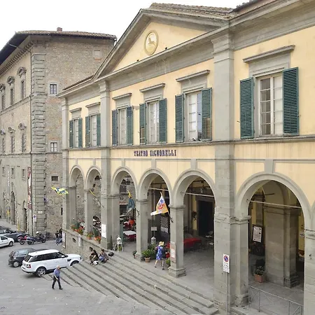 Il Teatro * Cortona